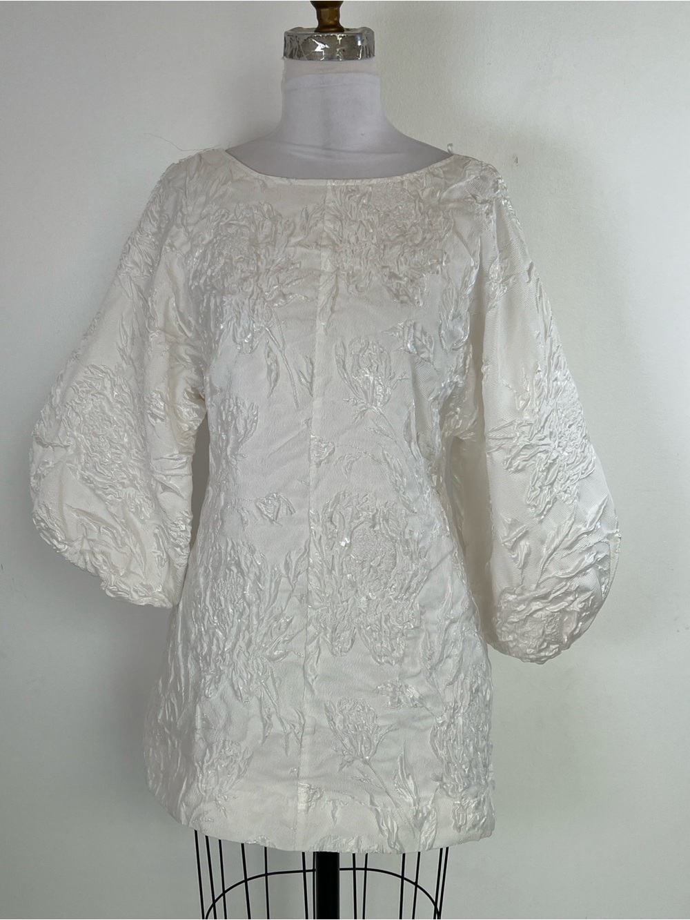 EUC! Cleo‎ Winslow Dress Textured Puff Sleeve Size M